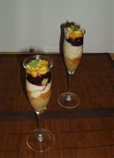 food 4 thought » Blog Archive » Sugar free Peach & Blueberry Trifle